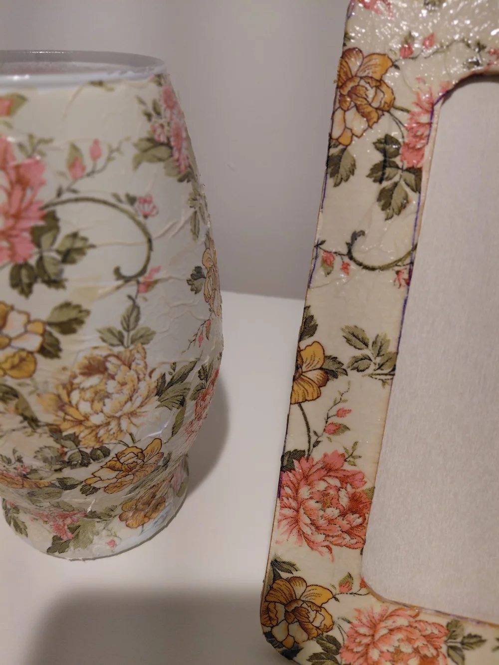 Floral Decoupage Picture Frame and Vase Set - Cream with Pink & Yellow Flowers
